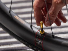 BBB VALVE CAPS CORECAP 2PC/PR Gold