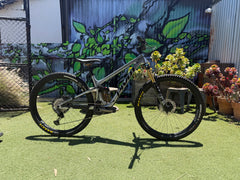 Pivot Mountain Bike Trail 429 Pro XT/XTR Enduro 29 Silver Metallic (Used Bike)