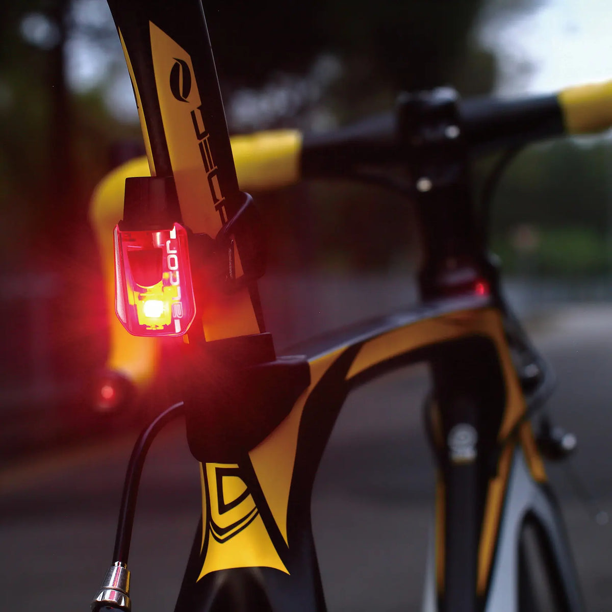 Moon Alcor Rear Light 15 Lumens