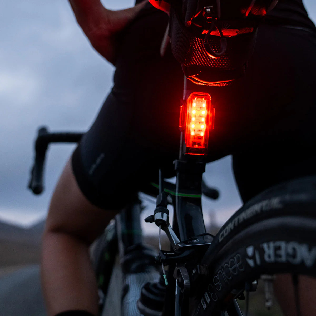 Strip Drive Pro 400+ Rear 400 Lumens | Lezyne