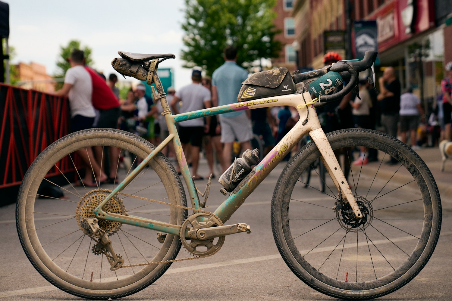 Apidura Bolt-On Top Tube Pack Racing Black