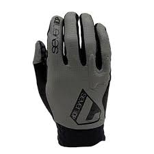 Seven IDP Project Glove Grey
