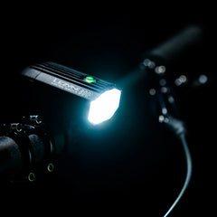 Micro Drive 800+ Front 800 Lumens | Lezyne