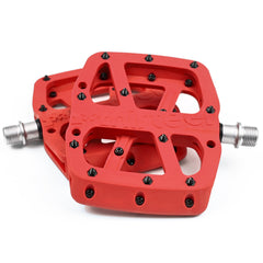 e-thirteen-pedals-base-composite-flat-red