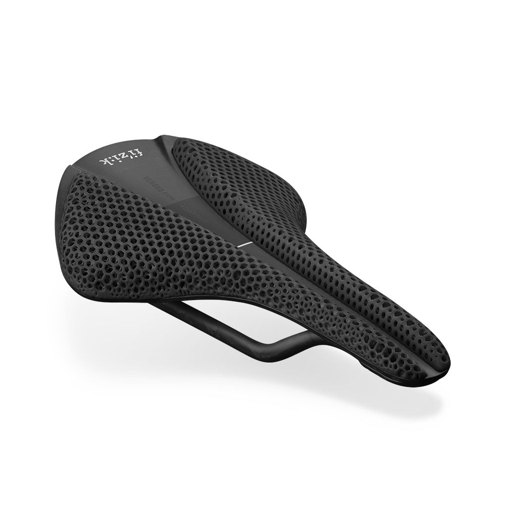 fizik-saddle-adaptive-00-r-evo-black-139