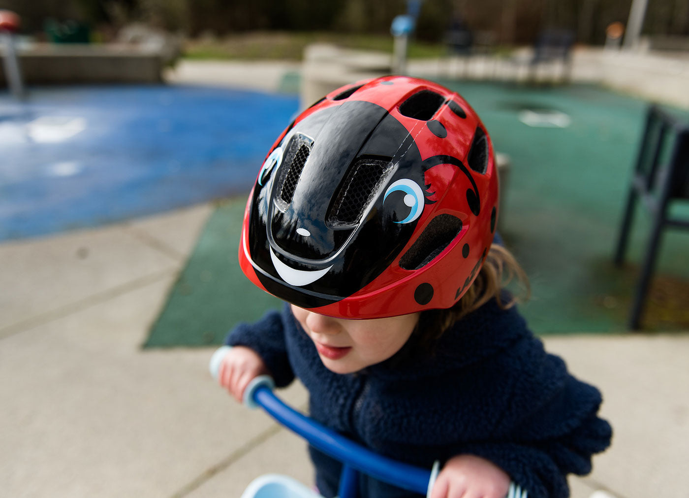 lazer-kids-helmet-pnut-kineticore-lady-bug-red